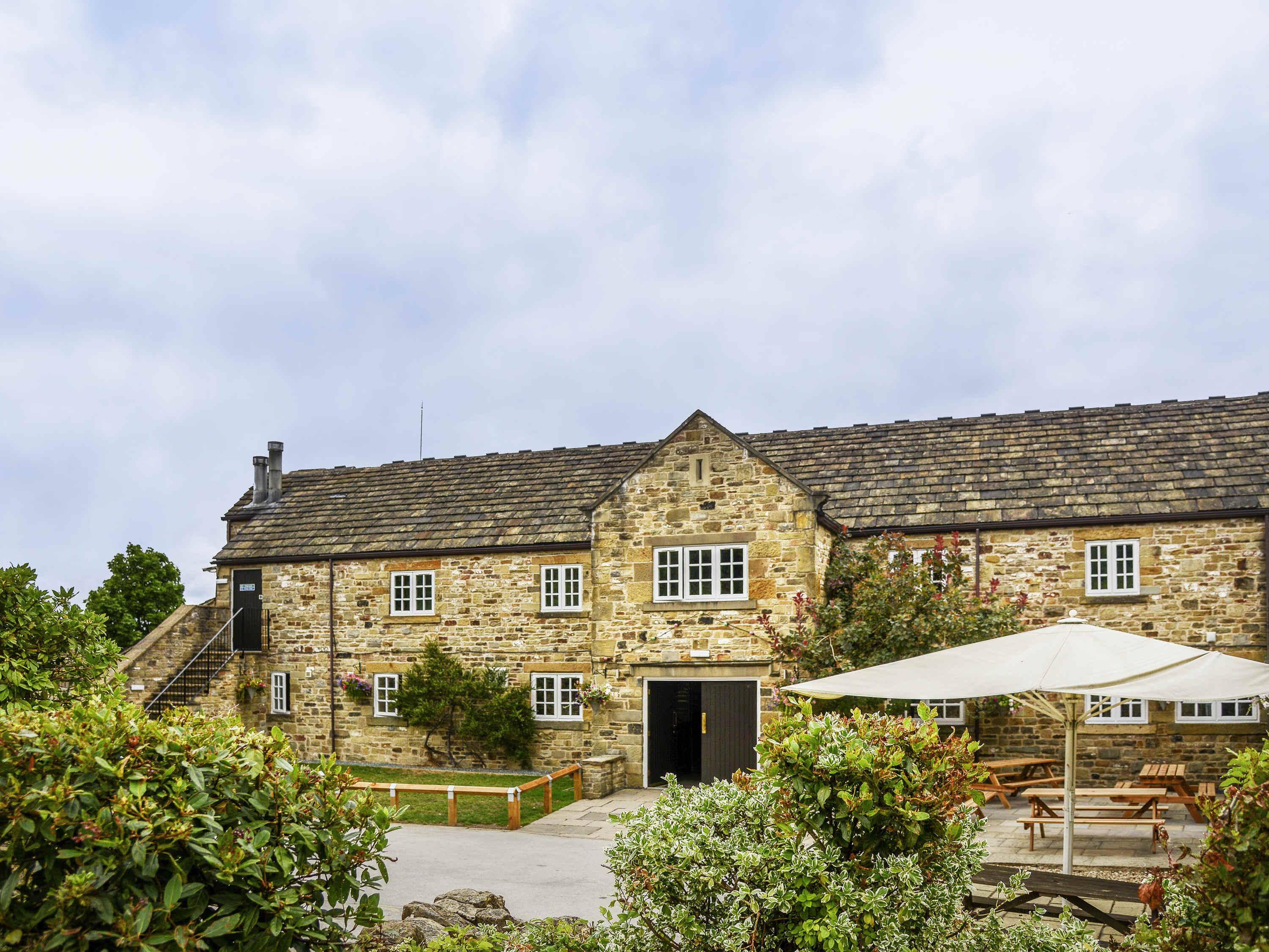 Mercure Barnsley Tankersley Manor Hotel Exterior photo
